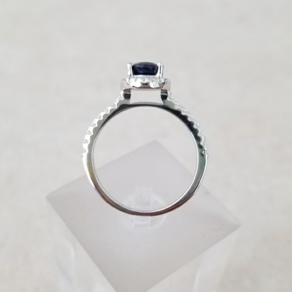 HOST PICK 💙 Sterling 1.5ct Natural Sapphire Ring - Picture 3 of 8